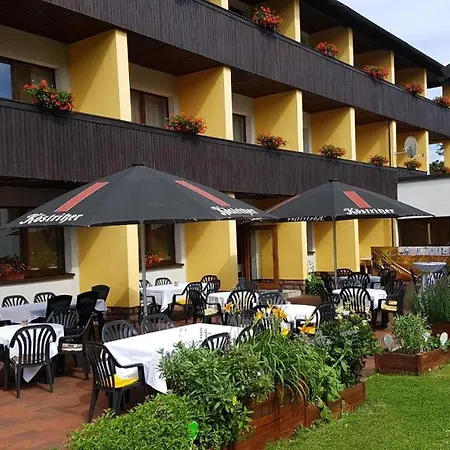 Hotel Im Kraeutergarten 3*