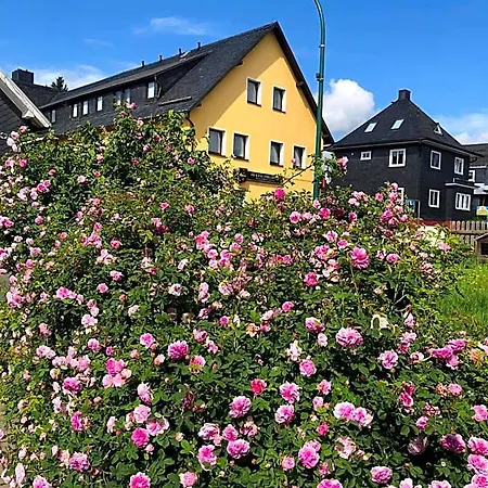 Im Kraeutergarten Cursdorf